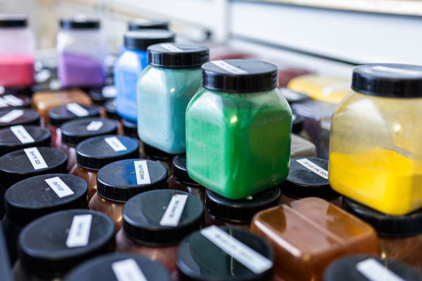 Colorful paints for the production of clay roof tiles