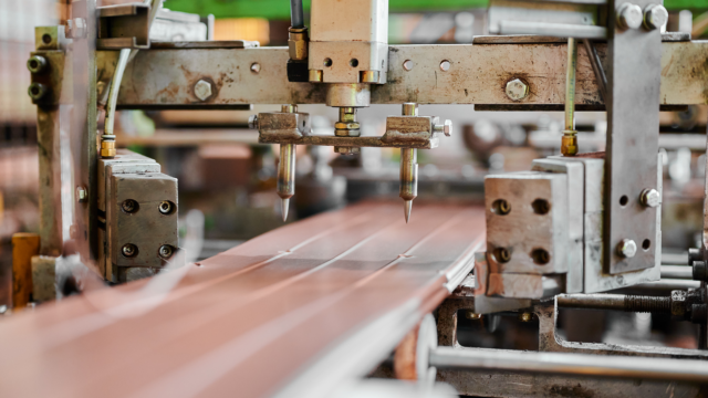 Production of plain tiles