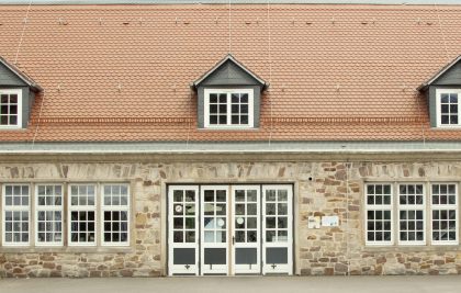 Historische Markthalle in Kassel mit Biberschwanzziegel in rotbraun neu gedeckt