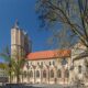 KiDomkirche St. Blasii mit Krempziegel K1 in naturrot dunkel in der Gesamtansicht mit seitlichen Eingängen