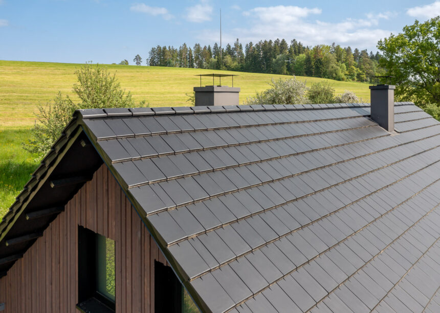 Wooden house with flat tile WALTHER Stylist in velvet black