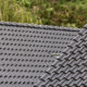 Detail eines Daches mit Hohlfalzziegel Z5 in edelschwarz gedeckt